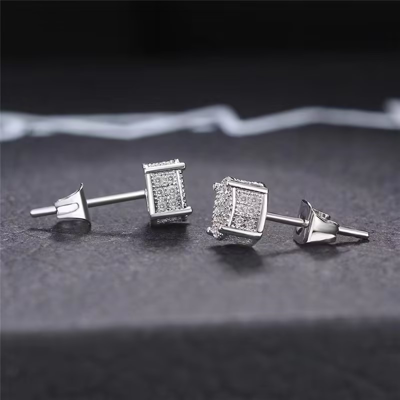 Bông tai kim cương nguyên khối bằng thép không gỉ phù hợp cho nam nữ Thời trang Châu Âu Mỹ Đơn giản không phai màu