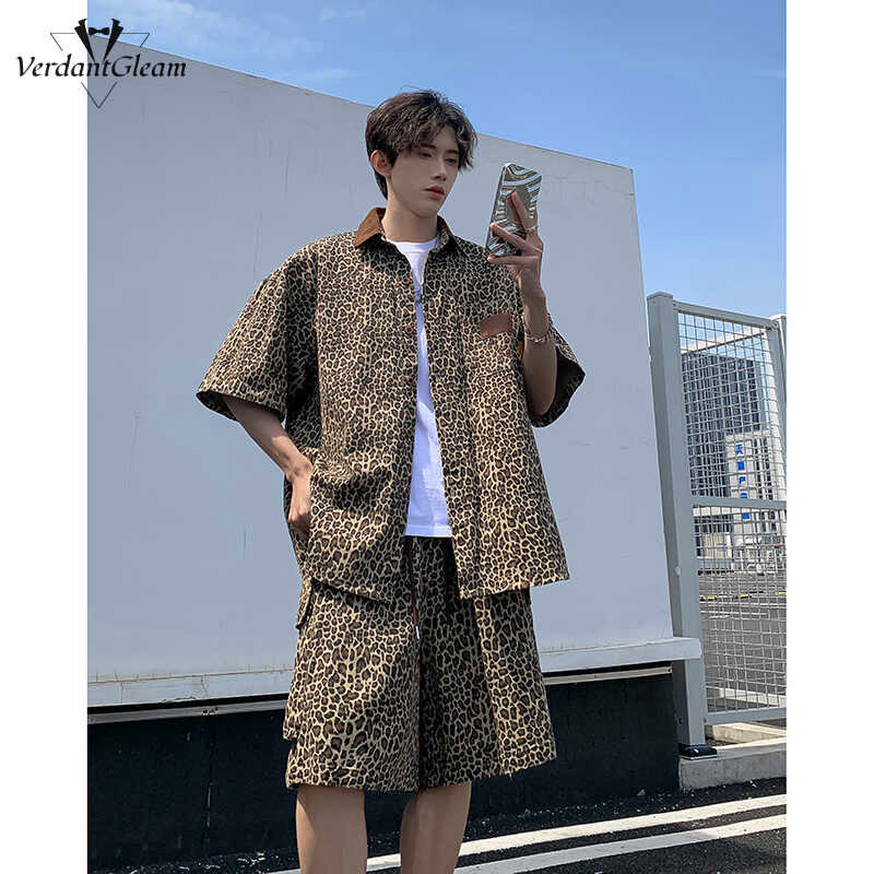 Bộ quần short ngắn tay in họa tiết da báo bỏ túi cỡ lớn dành cho nam VG, dáng rộng và thoải mái, phù hợp với sức chứa lên tới 85kg