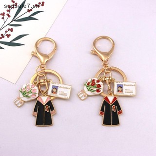 [Hotoy] Móc khóa tốt nghiệp cá nhân sáng tạo đơn giản Mặt dây chuyền trang phục học thuật Unisex cổ điển Sinh viên Quà tặng mùa tốt nghiệp Quà tặng {vn}