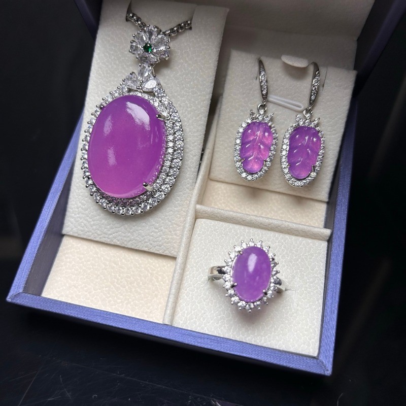 Bộ ba mảnh ngọc thạch anh tự nhiên, Phong cách thời trang phù hợp tinh tế, Bộ trang sức màu tím