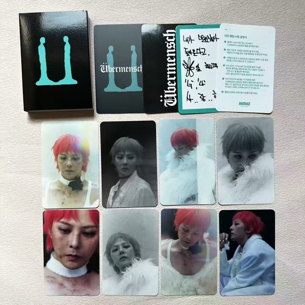 Album ảnh album thứ 3 của G-Dragon Übermensch ver