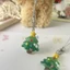 Móc khóa cúc cu đính cườm cây thông Noel