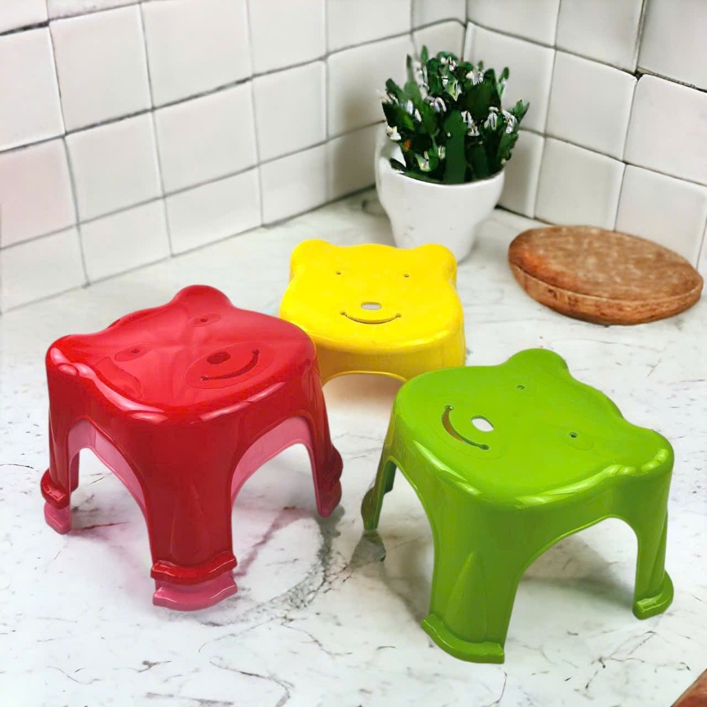 Ghế Ngồi Chú Gấu Vinh Nam Plastic Ghế Nhựa Cao Cấp Cứng Cáp Siêu Chắc Chắn Size 30x30x12.5cm Mã 015