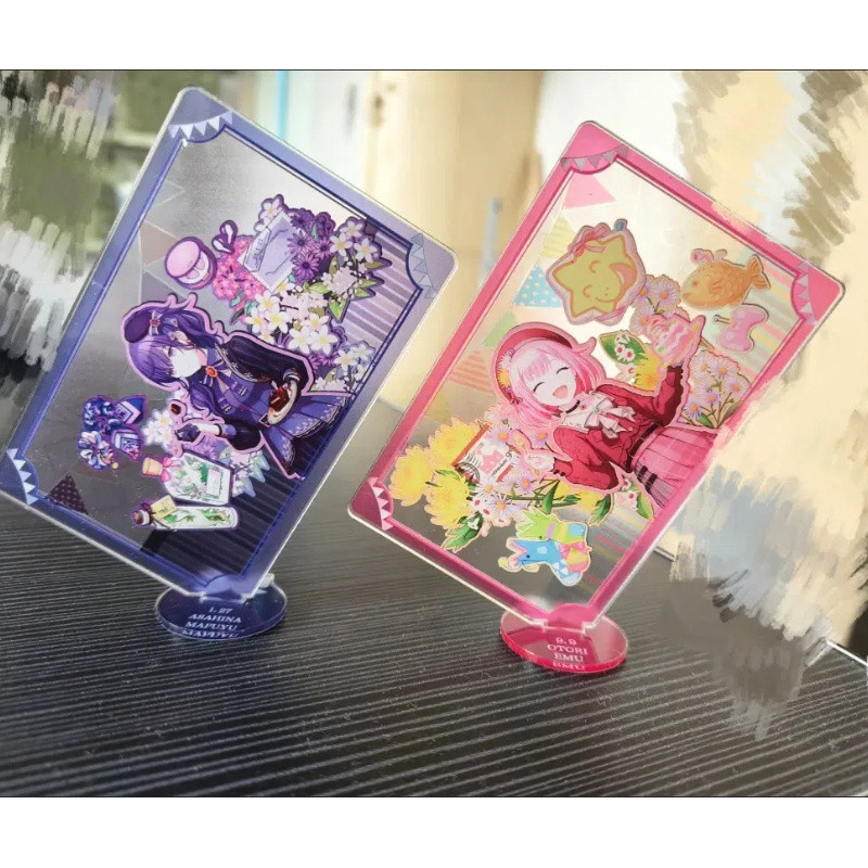 Project SEKAI Chân đế Acrylic lấy cảm hứng từ sân khấu đầy màu sắc - Với Ema Hiragi & Mashiro Oto - Trang trí máy tính để bàn dễ thương & chất lượng cao