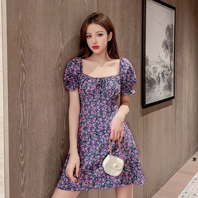 Váy hoa cho phụ nữ mùa hè, váy cổ vuông tay phồng mới