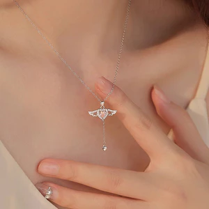 Thời Trang Cánh Cupid Hình Trái Tim Vòng Cổ Nữ Thiên Thần Tình Yêu Mặt Dây Chuyền Zircon Tính Khí Phù Hợp Với Xương Đòn Dây Chuyền