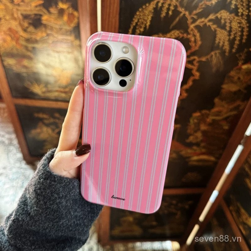 Ốp điện thoại Ốp cứng 13Pro/12mini/11 cho iPhone ins sọc mùa thu ngày 16/15/14promax Ốp bảo vệ toàn bộ lỗ lớn chống rơi LNVP