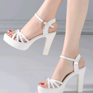 GIÀY SANDAL THẮT NÚT 10P HÀNG NHẬP QC Nữ Shoes DéP depnuhottrend XX TT VV II NNBB
