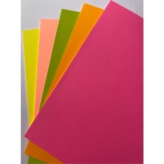 Bìa màu A4 dạ quang 5 màu x 20 tờ= xấp 100 tờ.