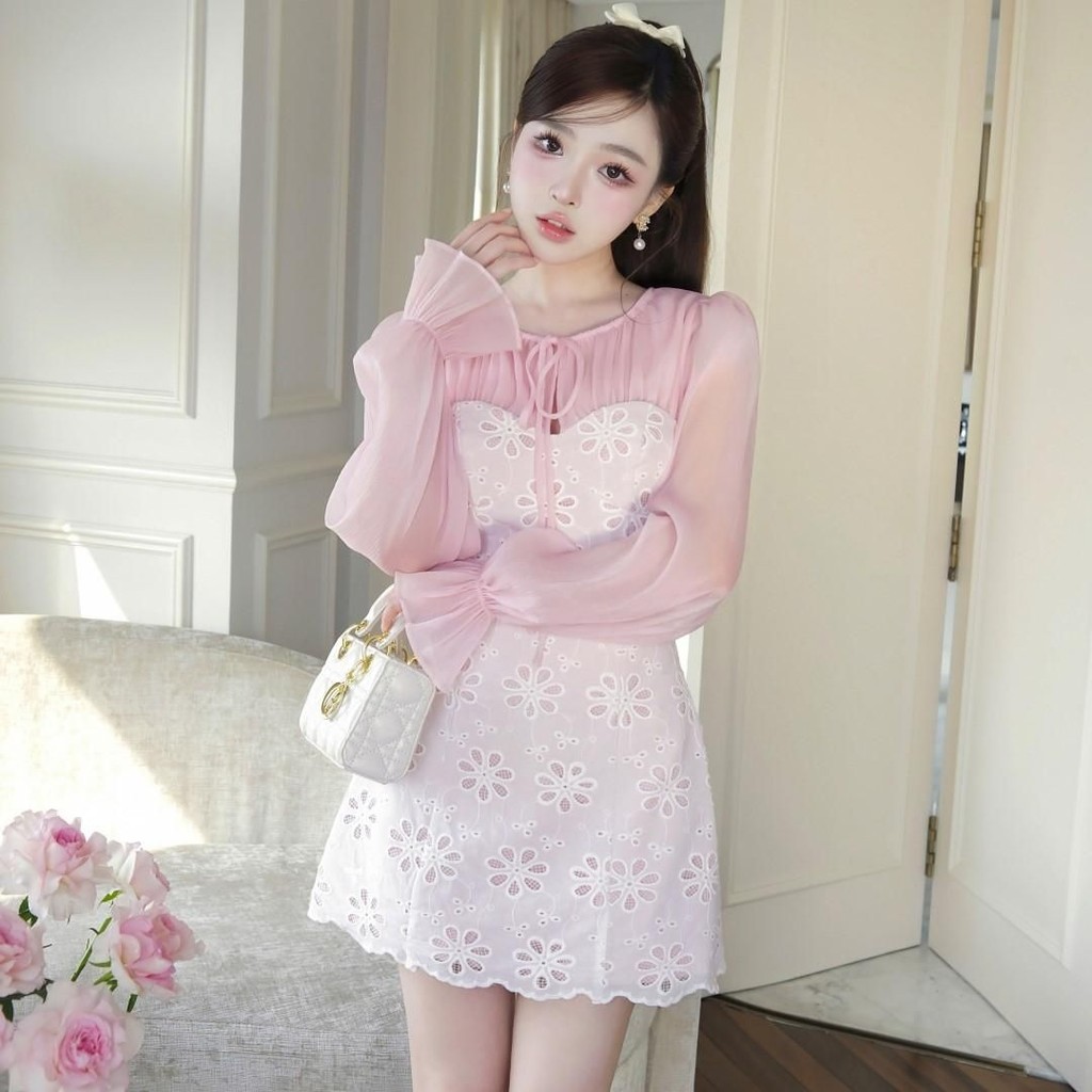 Đầm ren hoa Khiết Style phối tơ sóng nhúng màu hồng ngọt ngào trẻ trung KD119A