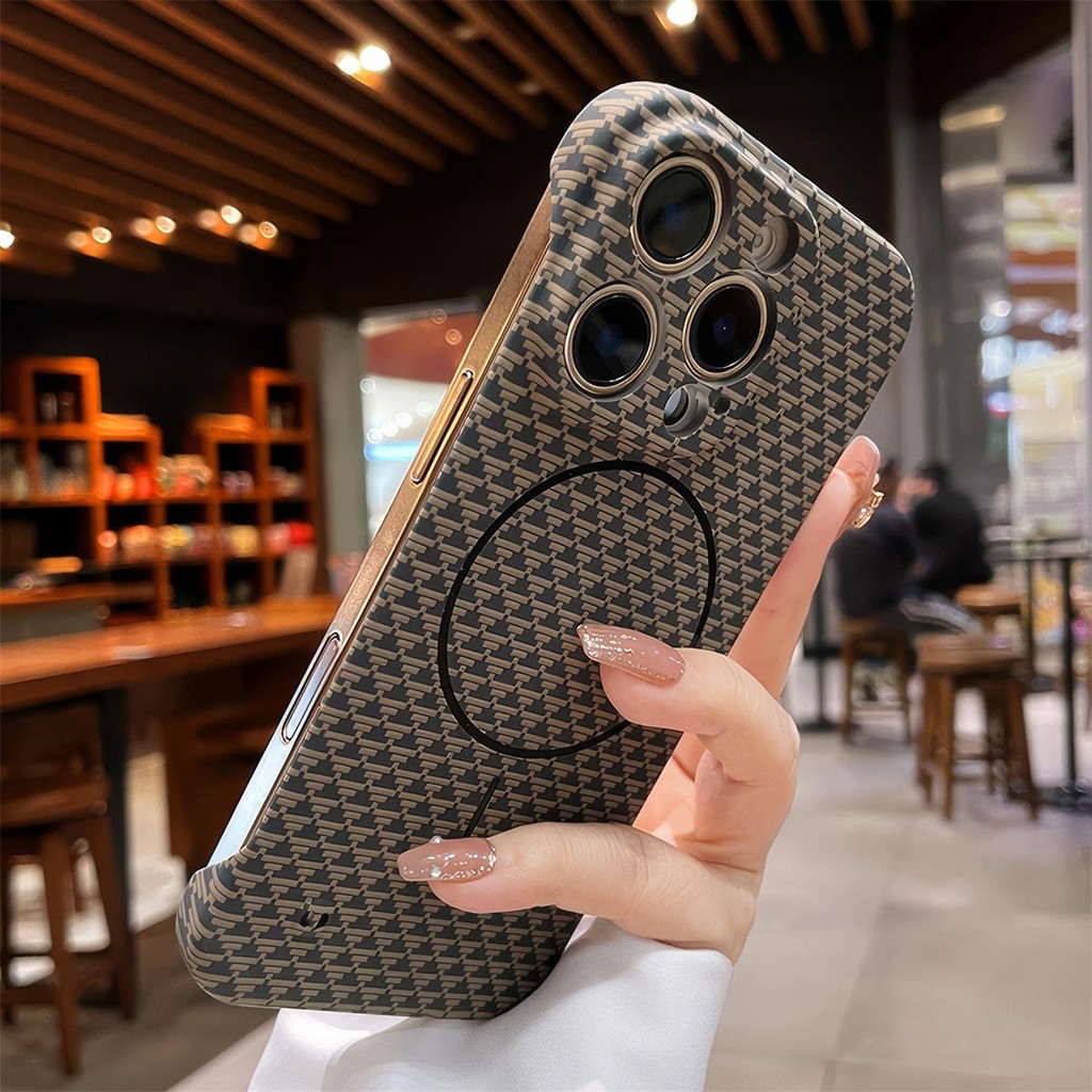 Không viền họa tiết sợi carbon Vỏ điện thoại từ tính iphone16 Pro Max 15 14 13 12 11casing cho vỏ iPhone PC vỏ cứng chống sốc