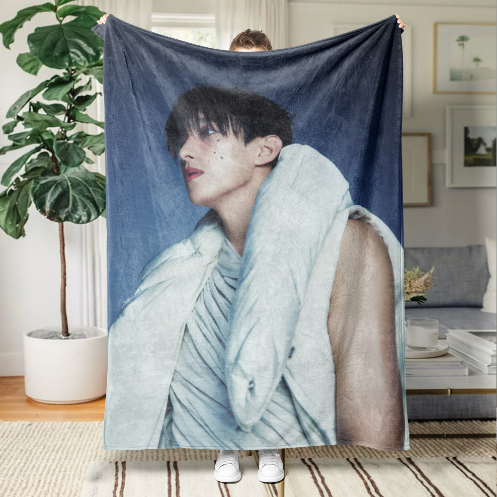 SEVENTEEN 'HAPPY BURSTDAY 'Chăn Flannel In một mặt Chăn Flannel Điều hòa không khí Chăn