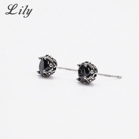 S925 Bạc Đen Zircon Bông Tai Bốn Móng Vuốt Nam Nữ Phù Hợp Với Cặp Đôi Độc Đáo