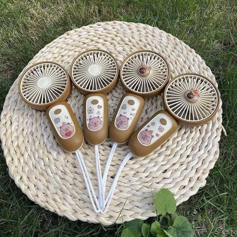 Quạt tích điện cầm tay mini capybara, quạt tích điện mini