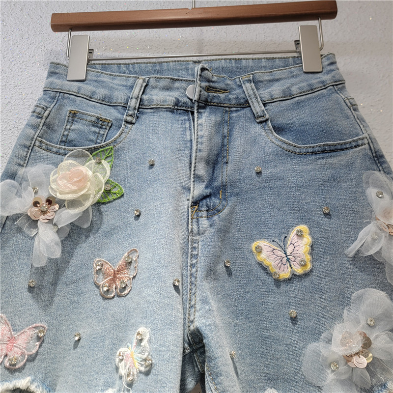Ga Châu Âu Quần Short Denim Nữ Mùa Hè 2025 Phong Cách Mới Hợp Thời Trang Rách Đính Hạt Hoa Thêu Mỏng Hơn Nhìn Rộng Quần Nóng