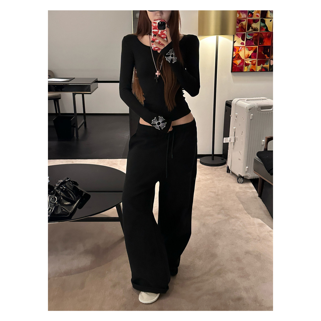 Milyfashion Slim-fit Áo thun dài tay in hình đáy Áo sơ mi cổ tròn lớn cổ hẹp Áo nữ thu đông Niche sang trọng Hợp thời trang ngọt ngào Cô gái nóng bỏng