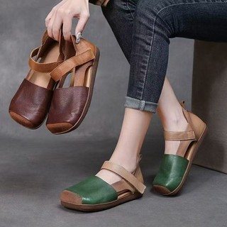 Dép sandal phẳng mũi vuông cho phụ nữ với một dây đeo và thiết kế rỗng
