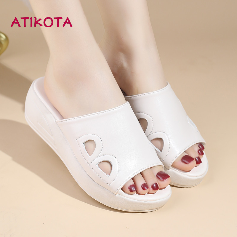 Atikota Nữ Phong Cách Nêm Sandal Đầu Tròn Flat Mùa Hè Dép Nhẹ Thoải Mái Trượt Trên Giày Đi Biển