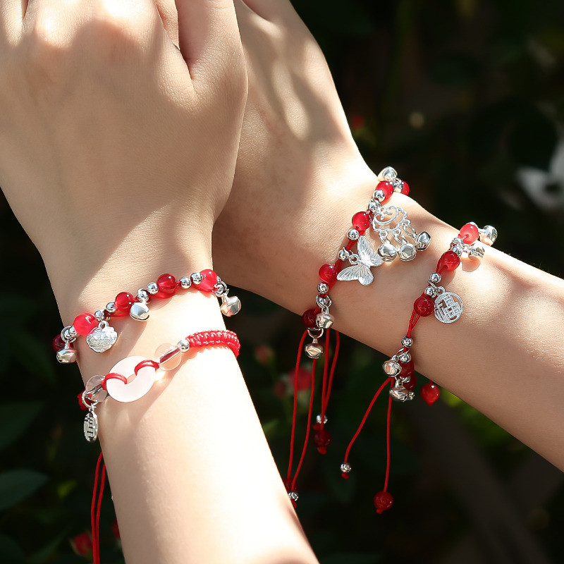 GuuDuu Vòng tay cặp đôi mặt chuông đám mây dây bện đỏ - Vòng tay thủ công có thể điều chỉnh - Quà tặng sinh nhật - Phụ kiện trang sức phong cách Trung Quốc