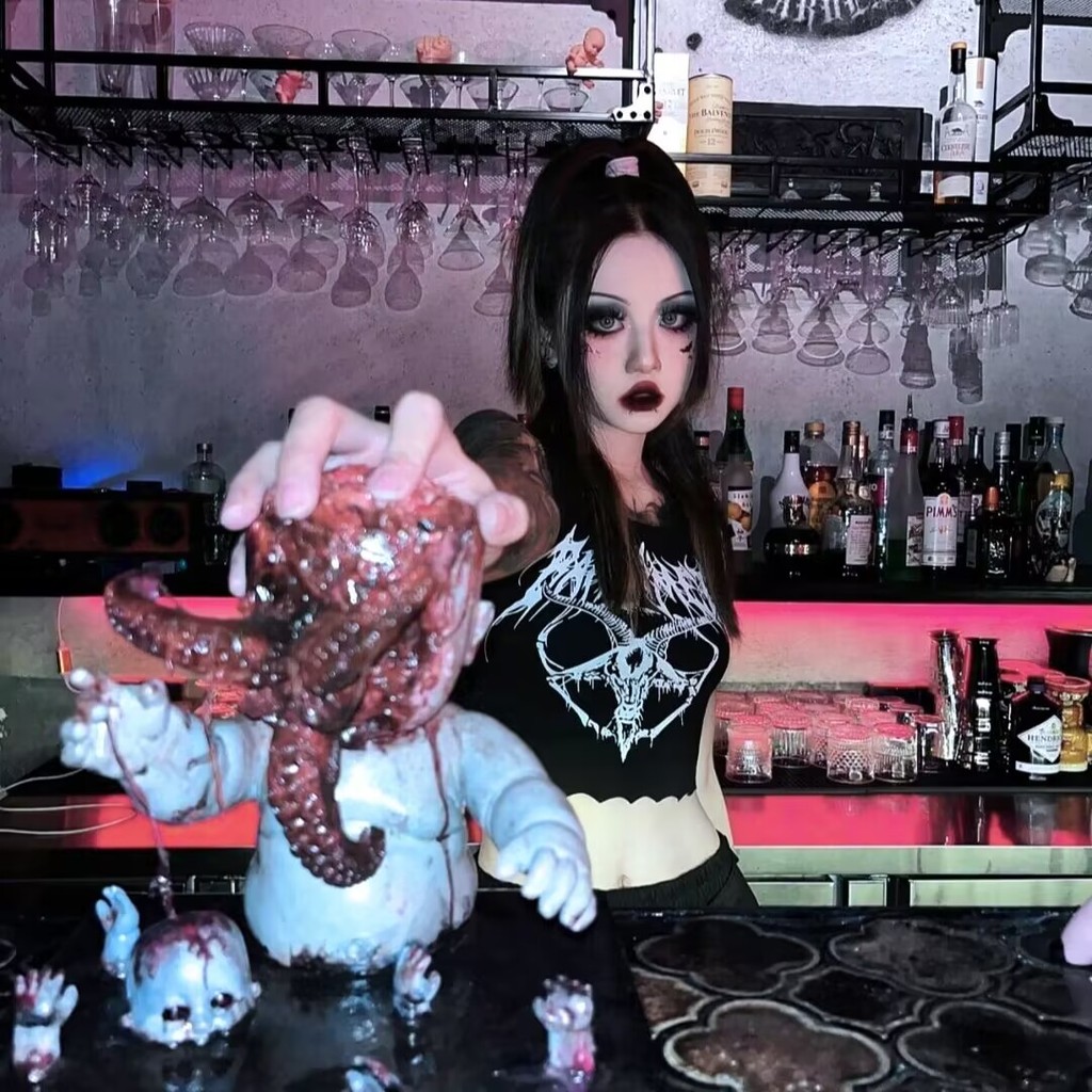 Y2K Áo crop top phong cách đậm màu Gothic mới dành cho nữ in màu trắng bó sát và áo vest không tay đa năng