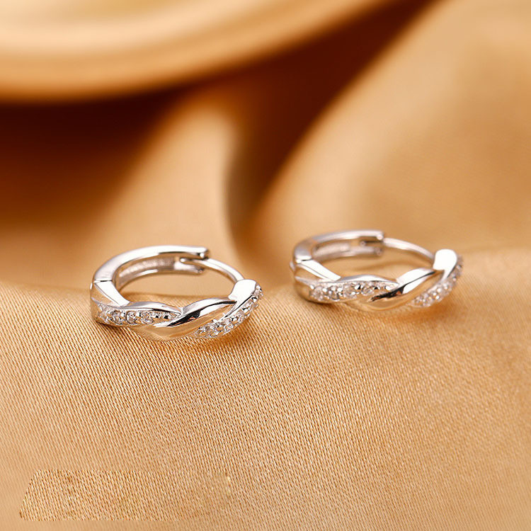 Bông tai hình tròn bạc S925 thời trang Nữ tính khí đính kim cương độc đáo