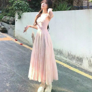 Đầm xuân thu phong cách mới, ren ngọt ngào ôm eo, dáng sling gợi cảm