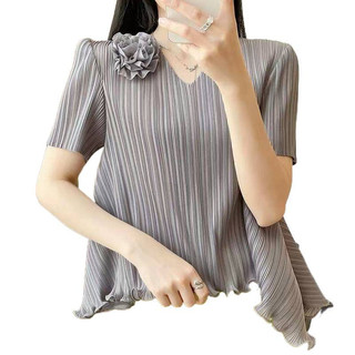 Top Xếp Ly Miyake Mùa Hè 2026 với Hoạ Tiết Ba Chiều Mỏng Nhẹ, Tôn up Sự Sang Trọng
