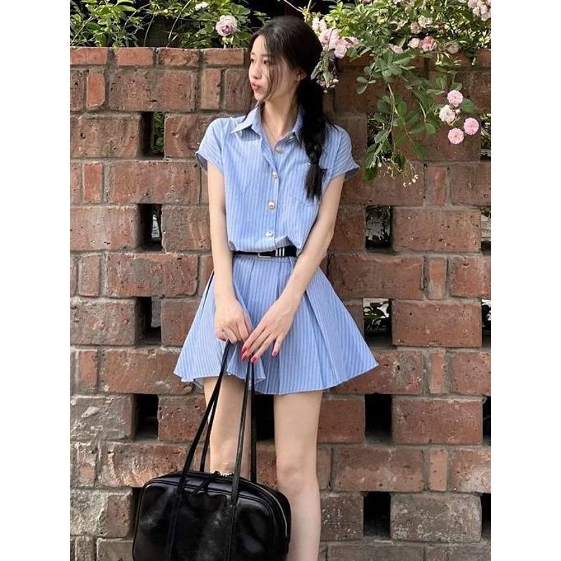 Váy sơ mi ngắn tay xếp ly phong cách Hàn Quốc, phù hợp mùa hè