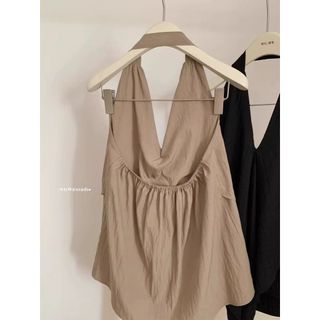 Váy Sơ Mi Màu Be Vải Mềm, Cổ Chữ V, Thiết Kế Slim-Fit Hẹp Waist, Phong Cách Hepburn