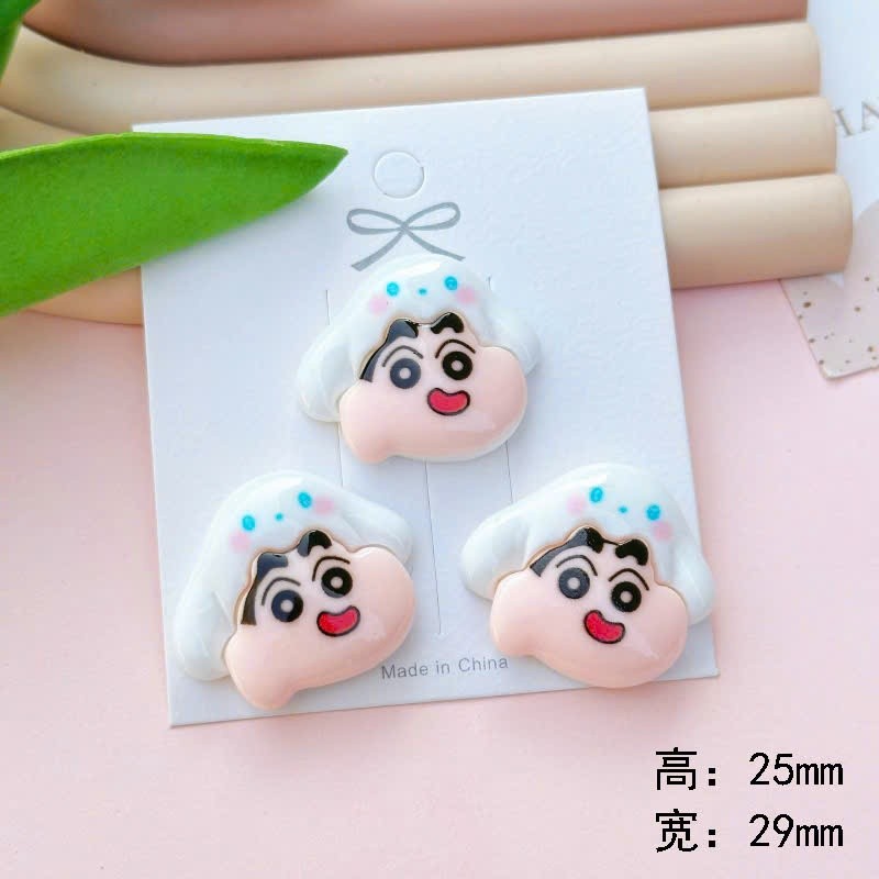 Set Charm Shin Cậu Bé Bút Chì Đội Nón Mèo Hello Kitty Kawaii Siêu Cute Má Hồng Ngộ Nghĩnh Trang Trí Dép Xinh Nổi Bật