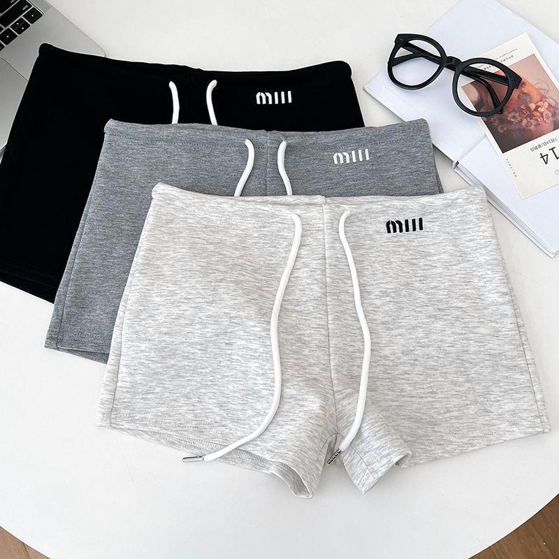 Quần short thể thao nữ phiên bản Hàn Quốc, ôm vừa vặn, thích hợp cho mùa hè