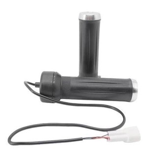 Tay ga xe điện Yadea X5 mẫu giác dẹp – Cao su non êm ái, chống nước, chống trơn trượt, 1 đôi phù hợp mọi xe