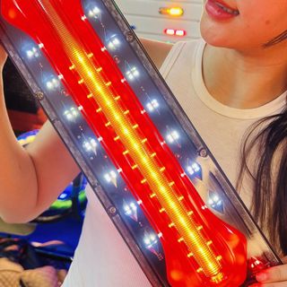 Đèn hậu hình XƯƠNG CHÓ cho xe ô tô tải điện 12v và 24v