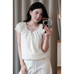 ÁO WGWE W8740 THÔ HOA MÀU KEM