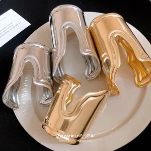Vòng Tay Chunky Không Đều Phong Cách Futuristic, Vàng Màu Bạc, Thích Hợp Mặc Hàng Ngày