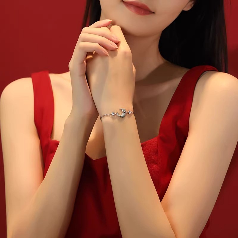 Vòng tay nữ sang trọng nhẹ nhàng tinh tế bạc 925