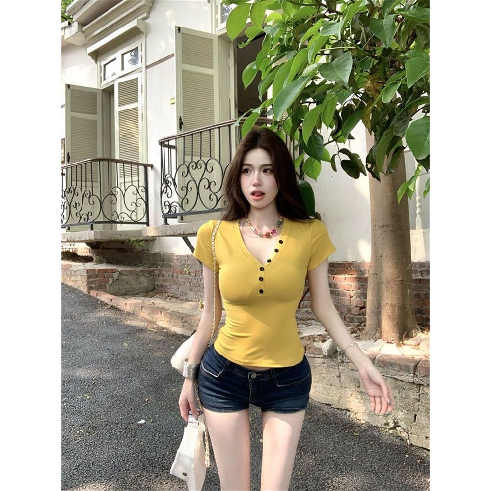 Milyfashion Mùa hè Phong cách mới Phiên bản Hàn Quốc Nút cổ chữ V Niche Áo thun ngắn tay Slim-Fit Pure Desire Base All-Match Top
