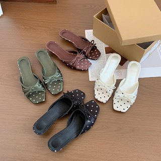 Dép Nữ Mũi Vuông Dày Gót Slip-On Chấm Bi