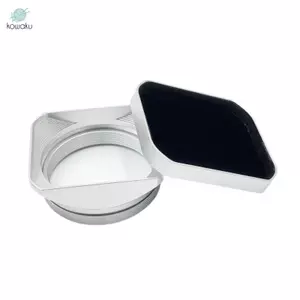 Mũ trùm đầu ống kính vuông, Vỏ ống kính kim loại, Tấm che nắng máy ảnh có vòng chuyển đổi và cơ chế gắn độc đáo để giữ an toàn cho nhiếp ảnh gia
