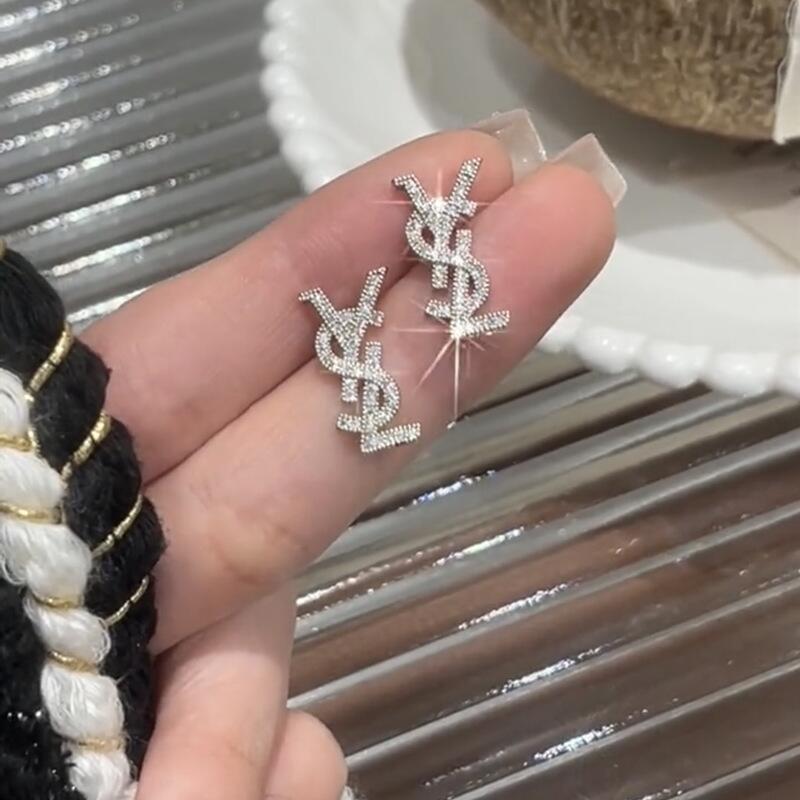 Đeo Bông Tai Kính Zircon Stud Micro Elegant với Bạc Plated S925 - Thiết kế đơn giản phù hợp mọi ngày