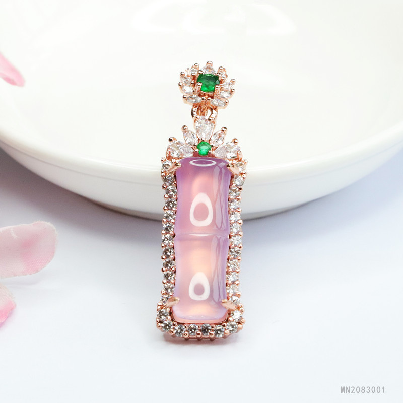 Mặt dây chuyền nút tre Chalcedony màu hồng tự nhiên thời trang