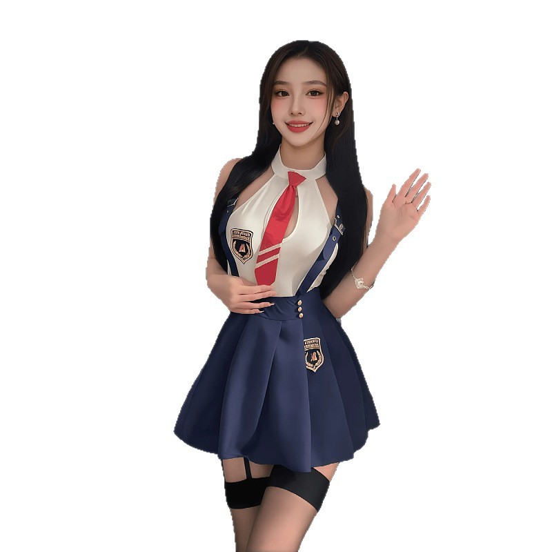 Đồ lót sinh viên gợi cảm - Thiết kế phù hợp đồng phục trường đại học