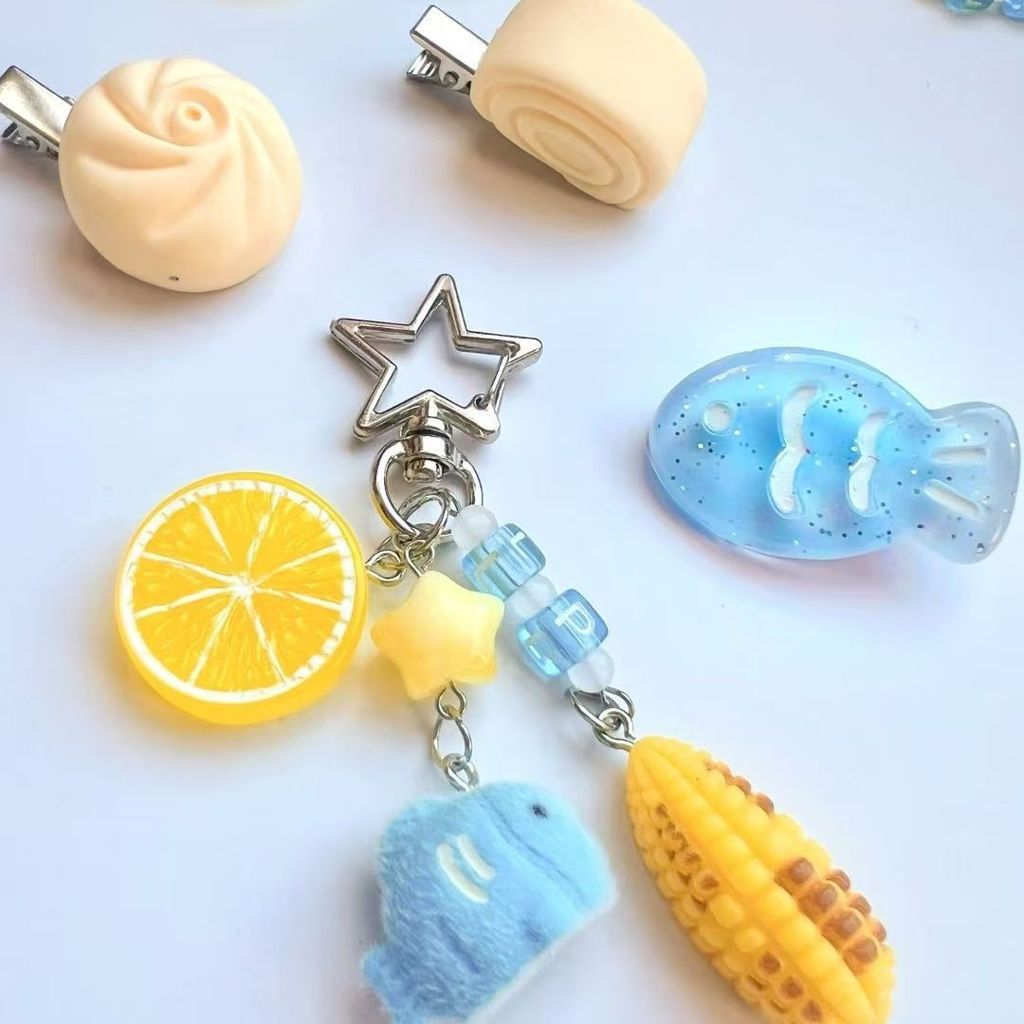 Mặt dây chuyền cá ngô chống lại Azusa Yu Tian Xue Quà tặng hàng hóa Quạt Xuyouyu Móc khóa độc quyền 2025.12.22