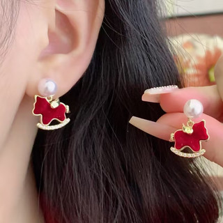 Bông tai bạc 925 với kim đỏ nhung ngựa, kim cương và ngọc trai - Phong cách Trung Hoa retro sang trọng cho năm mới