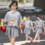 Bộ đồ thời trang bé gái Mùa hè Phong cách mới Trẻ em nơ Áo thun ngắn tay hoạt hình + Váy xếp li Bộ đồ hai mảnh