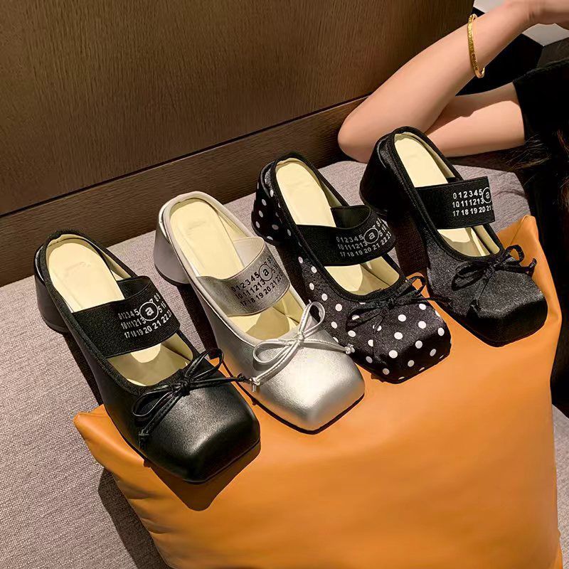 ✨Spot】Giày Mary Jane nữ cùng Jennie đốm trắng phong cách Hàn,đế cao6cm tăng chiều cao,hot trend 2026