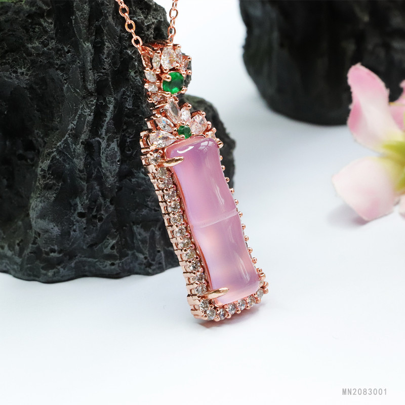 Mặt dây chuyền nút tre Chalcedony màu hồng tự nhiên thời trang
