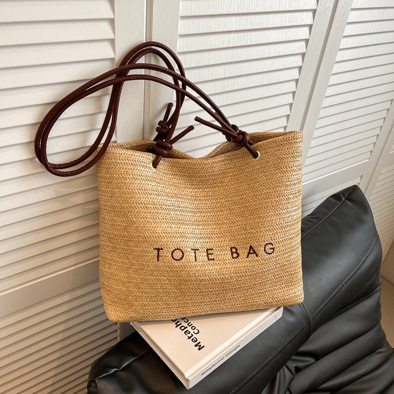 GC2 Túi tote dung tích lớn dành cho nữ phong cách lười biếng cỏ dệt túi đeo vai thông thường thời trang túi đa năng CG2
