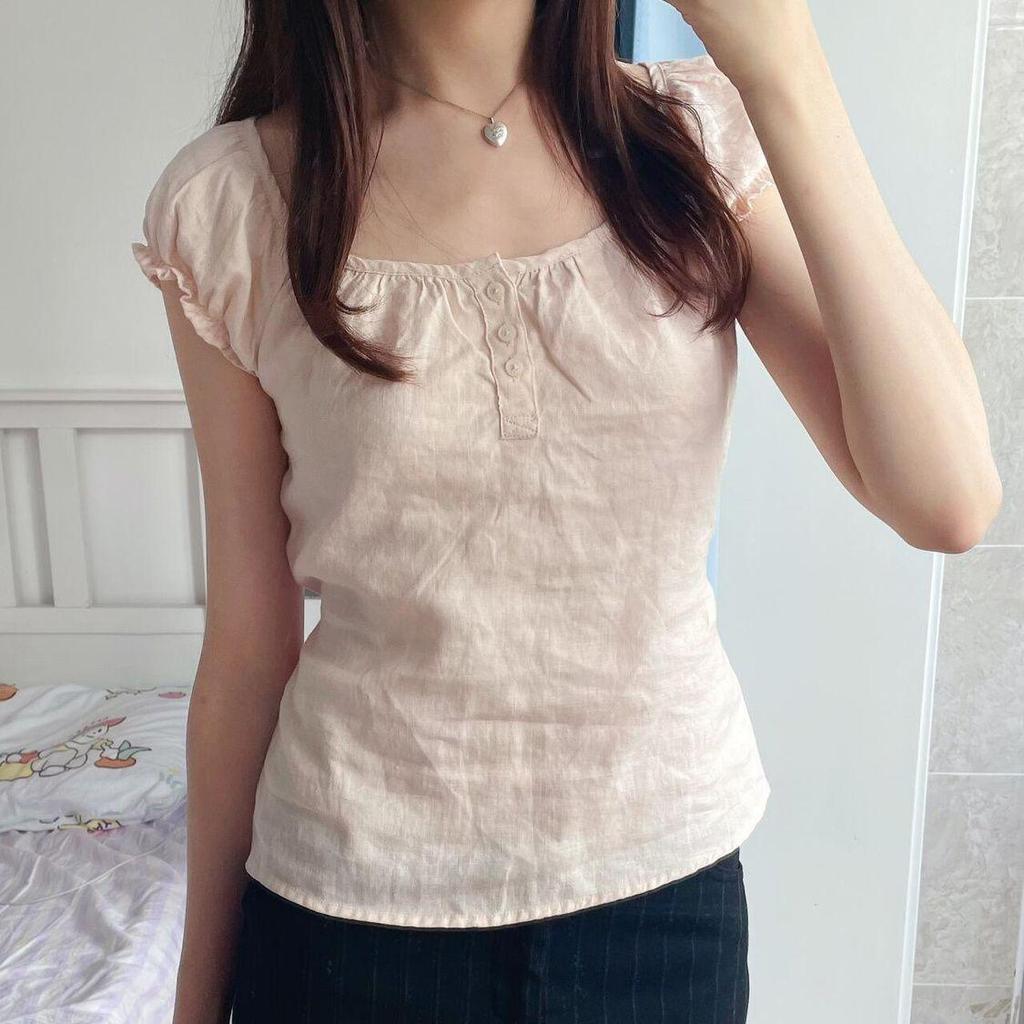 Áo thun ngắn tay màu hồng nhạt có dây buộc, kiểu Mỹ thoải mái