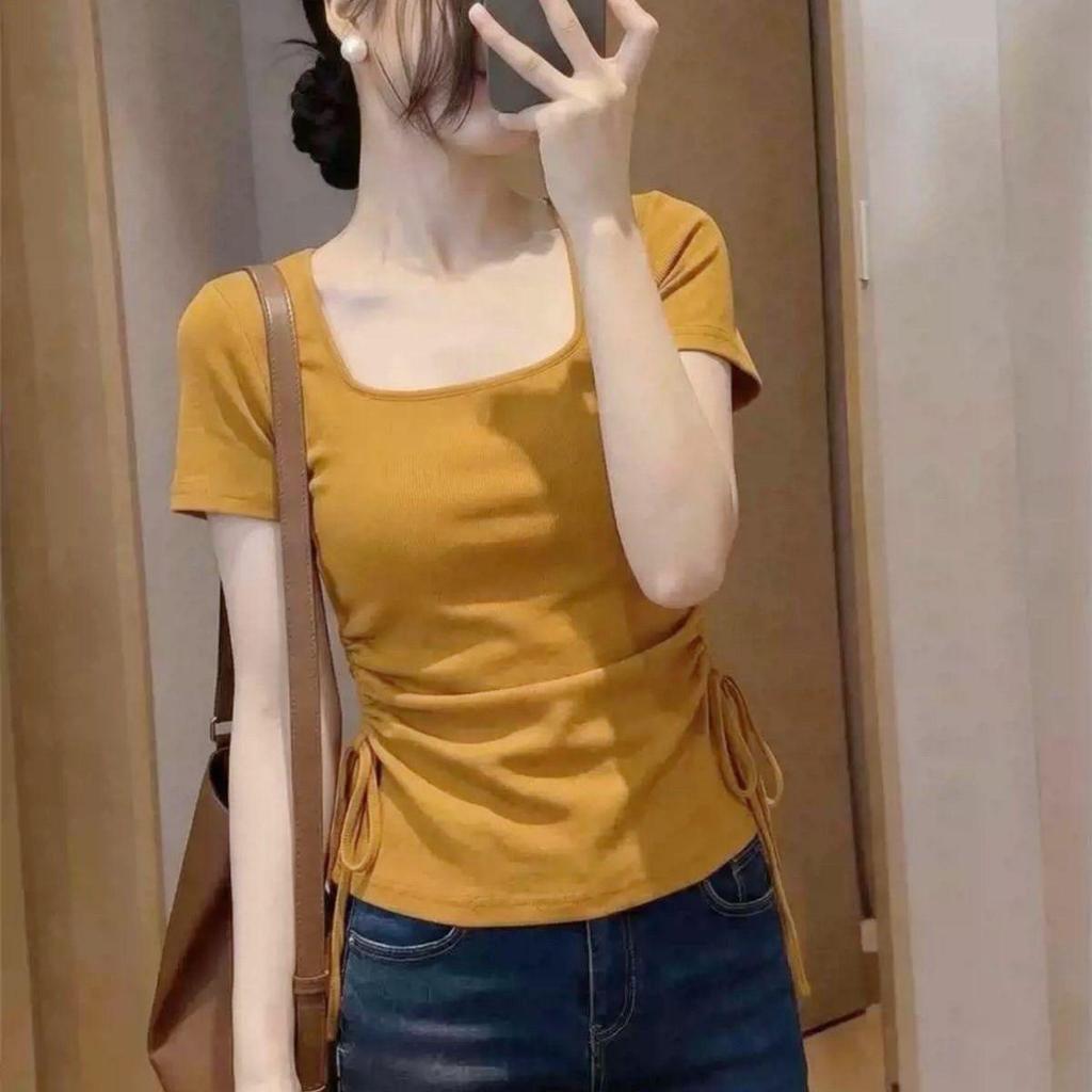 Áo thun nữ cổ vuông màu cam bí ngô, có dây rút hai bên, phù hợp mặc mùa hè